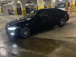 2019 BMW 5 серии 530d xDrive VII (G30/G31/G38), чёрный, 5600000 рублей, вид 2