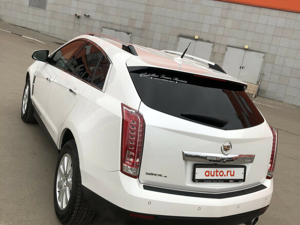 2011 Cadillac SRX II, белый - вид 4