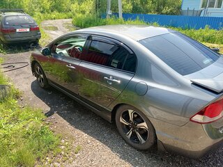 2010 Honda Civic VIII Рестайлинг, серый, 1000000 рублей, вид 4