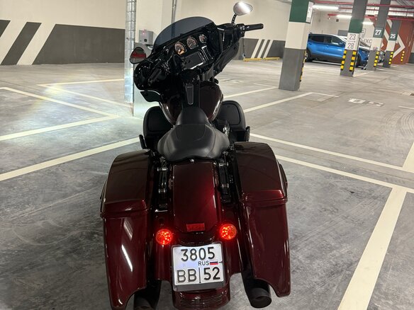 2018 Harley-Davidson Street Glide Special, красный, 1750000 рублей - вид 5