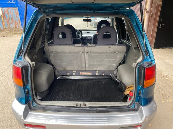 1997 Mitsubishi Space Runner I, синий, 325000 рублей - вид 5