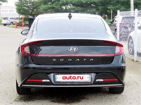 2022 Hyundai Sonata VIII (DN8), чёрный, 2195000 рублей, вид 2