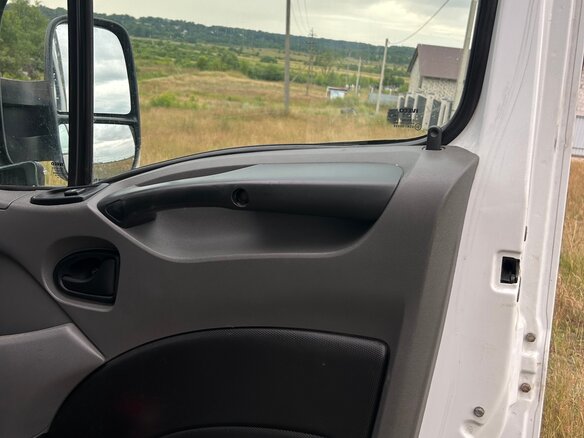 2012 Iveco Daily, белый, 1580000 рублей - вид 12