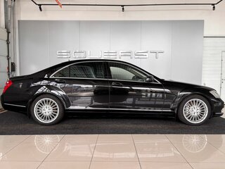 2012 Mercedes-Benz S-Класс 500 V (W221) Рестайлинг, чёрный, 1939000 рублей, вид 3