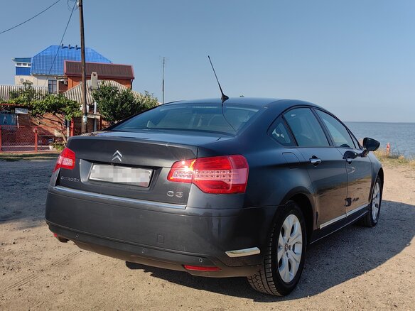 2010 Citroen C5 II, серый, 800000 рублей - вид 2