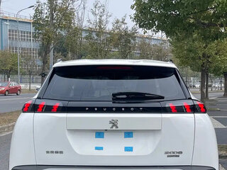 2021 Peugeot 2008 II, белый, 1200000 рублей, вид 4