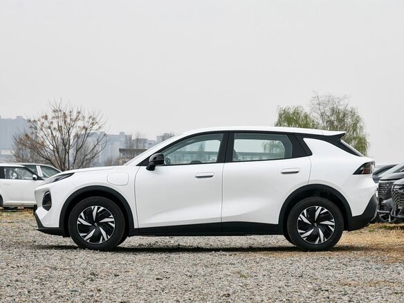 2026 Changan Qiyuan Q05 51.9 kWh II, белый, 1895000 рублей - вид 8