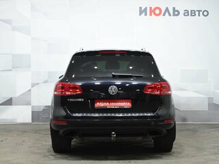 2014 Volkswagen Touareg II Рестайлинг, чёрный, 2050000 рублей, вид 5
