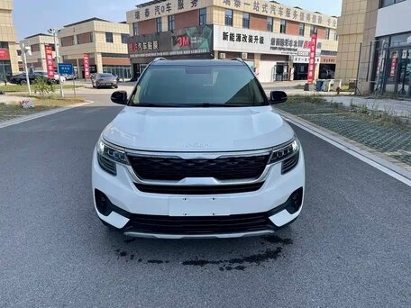 2021 Kia KX3, белый, 2230000 рублей, вид 1