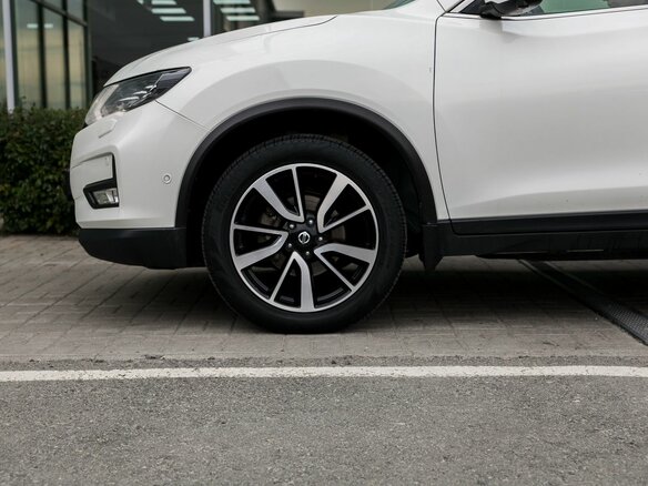 2019 Nissan X-Trail III Рестайлинг, белый, 1830000 рублей - вид 8
