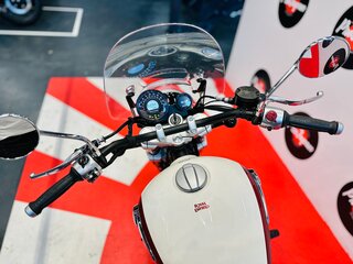 2026 Royal Enfield Super Meteor, красный, 792000 рублей, вид 5