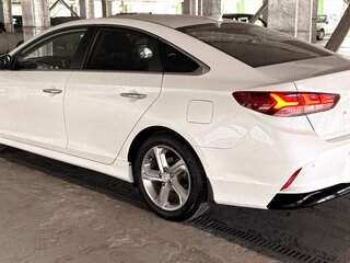 2019 Hyundai Sonata VII (LF) Рестайлинг, белый, 2050000 рублей, вид 5