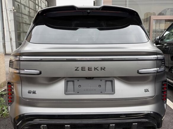 2026 Zeekr 8X Dawn, серый - вид 2