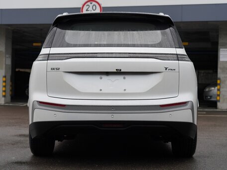 2026 Aion Y Plus 68.2 kWh, белый, 2090000 рублей, вид 4