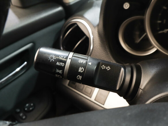 2011 Mazda 6 II (GH) Рестайлинг, белый - вид 10