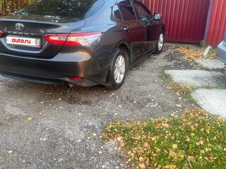 2018 Toyota Camry VIII (XV70), серый, 2590000 рублей, вид 3