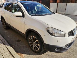 2010 Nissan Qashqai I Рестайлинг, белый, 800000 рублей, вид 1