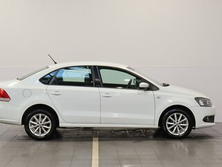 2015 Volkswagen Polo V, белый, 869000 рублей, вид 5