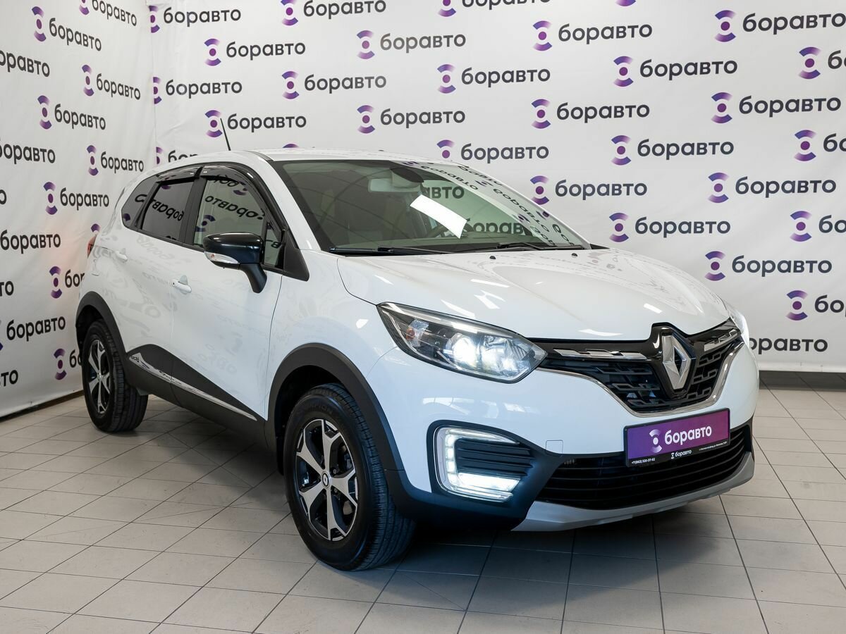 Открыть фотографии: Renault Kaptur I Рестайлинг