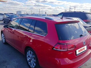2017 Volkswagen Golf VII Рестайлинг, красный, 1590000 рублей, вид 5