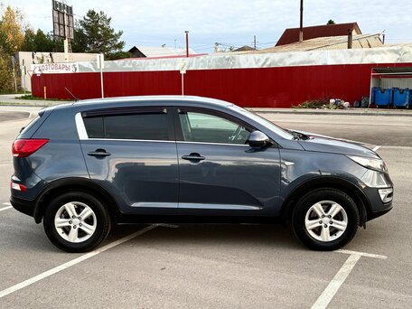 2015 Kia Sportage III Рестайлинг, синий, 1699999 рублей, вид 3