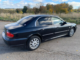 2006 Hyundai Sonata ТагАЗ IV (EF) Рестайлинг, чёрный, 400000 рублей, вид 4