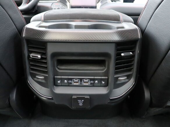 2026 Ram 1500 RHO V Рестайлинг, чёрный - вид 37