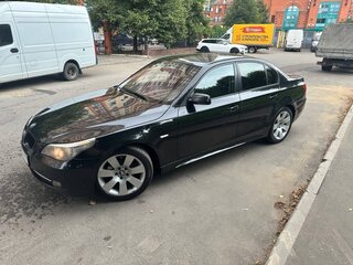 2008 BMW 5 серии 525i V (E60/E61) Рестайлинг, чёрный, 1080000 рублей, вид 4
