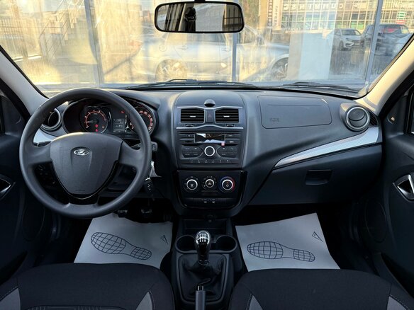2026 Lada (ВАЗ) Granta I Рестайлинг, белый, 1210000 рублей - вид 12