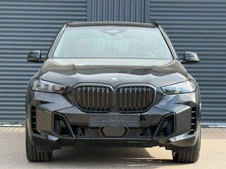 2025 BMW X5 40i IV (G05/G18) Рестайлинг, чёрный, 13950000 рублей, вид 3