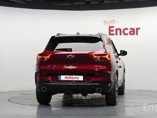 2023 Chevrolet TrailBlazer III, красный, 2100000 рублей, вид 4