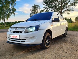 2013 Lada (ВАЗ) Granta I, белый, 260000 рублей, вид 1