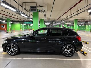 2018 BMW 1 серии 118i II (F20/F21) Рестайлинг 2, чёрный, 2000000 рублей, вид 5