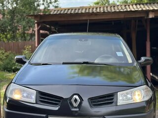 2007 Renault Megane II Рестайлинг, чёрный, 530000 рублей, вид 3