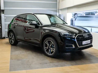 2021 Audi Q5 45 TFSI II (FY) Рестайлинг, чёрный, 3659000 рублей, вид 3