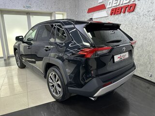 2025 Toyota RAV4 V (XA50), чёрный, 3990000 рублей, вид 3