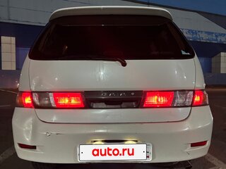 1998 Toyota Gaia, белый, 330000 рублей, вид 2