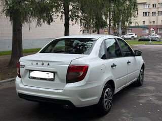 2018 Lada (ВАЗ) Granta I Рестайлинг, белый, 440000 рублей, вид 3