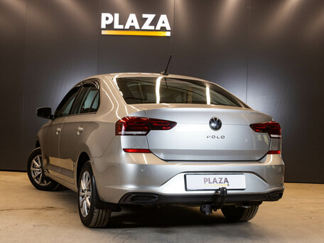 2021 Volkswagen Polo VI, серый, 1450000 рублей, вид 4