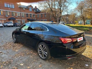 2019 Chevrolet Malibu IX Рестайлинг, чёрный, 1800000 рублей, вид 3