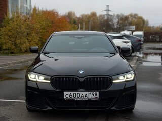 2022 BMW 5 серии 530d xDrive VII (G30/G31/G38) Рестайлинг, чёрный, 5900000 рублей, вид 2