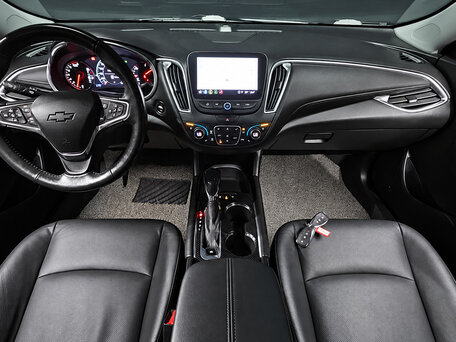2022 Chevrolet Malibu IX Рестайлинг, белый, 1300000 рублей, вид 5