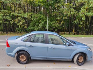 2010 Ford Focus II Рестайлинг, серый, 530000 рублей, вид 3