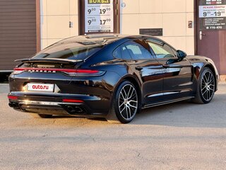 2021 Porsche Panamera 4 II Рестайлинг, чёрный, 6775000 рублей, вид 4