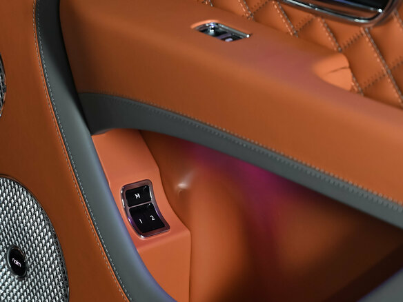 2021 Bentley Bentayga Speed I Рестайлинг, серый - вид 35