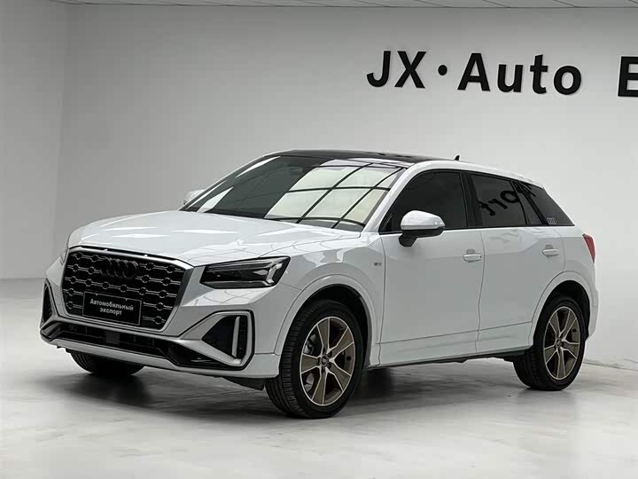 Открыть фотографии: Audi Q2 I Рестайлинг