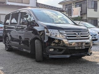 2013 Honda Stepwgn Spada IV Рестайлинг, чёрный, 1350000 рублей, вид 1