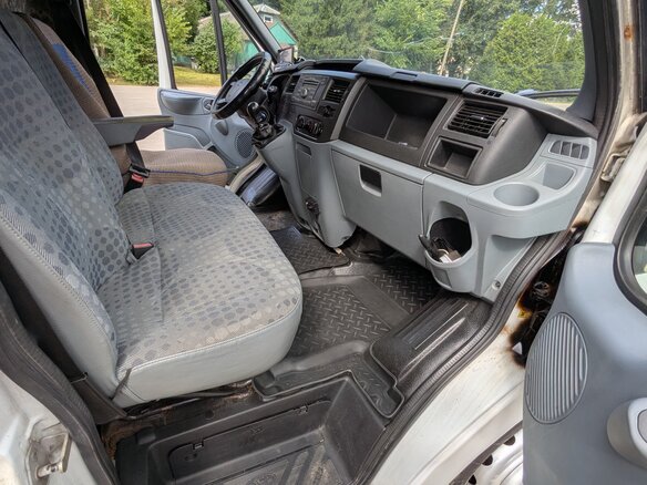 2012 Ford Transit, белый, 1300000 рублей - вид 11