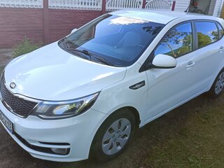 2015 Kia Rio III Рестайлинг, белый, 705000 рублей, вид 1
