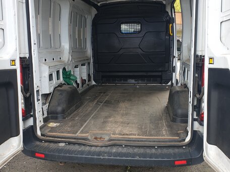2016 Ford Transit, белый, 2200000 рублей, вид 3